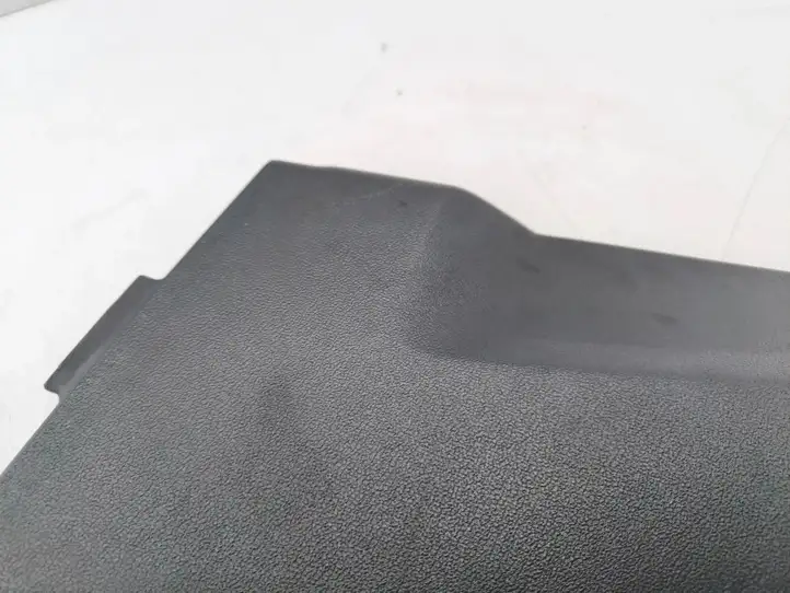 Audi A1 (2019 - )  82G867239 Отделка стойки (B) (нижняя)