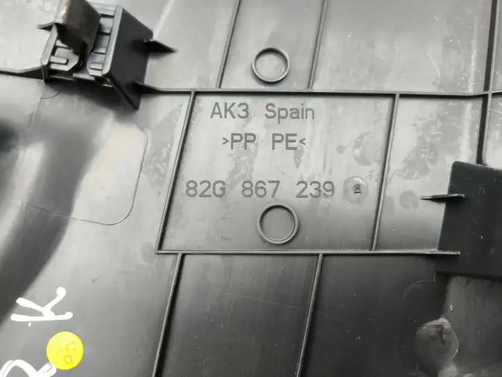 Audi A1 (2019 - )  82G867239 Отделка стойки (B) (нижняя)