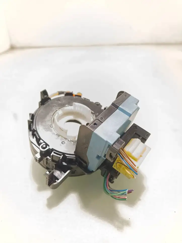 Toyota Avensis T270 (2009 - 2012) 8924505030 Контактное кольцо SRS — фото 2