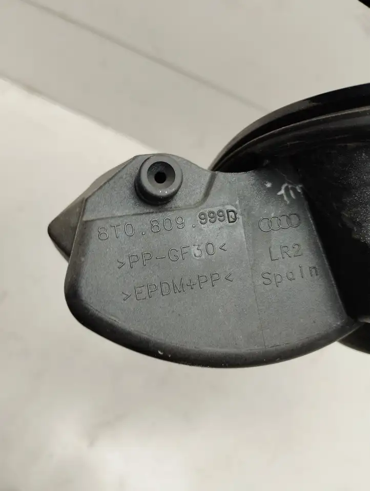 Audi A5 8T 8F (2007 - 2011) 8T0809999D Крышка топливного бака — фото 2