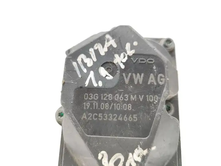 Skoda Octavia Mk2 (1Z) (2004 - 2013) 03G128063M Дроссельная заслонка — фото 2