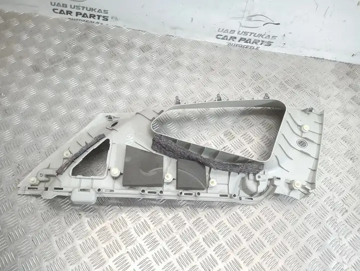 Nissan Qashqai (2010 - 2013) Обшивка стойки C — фото 4