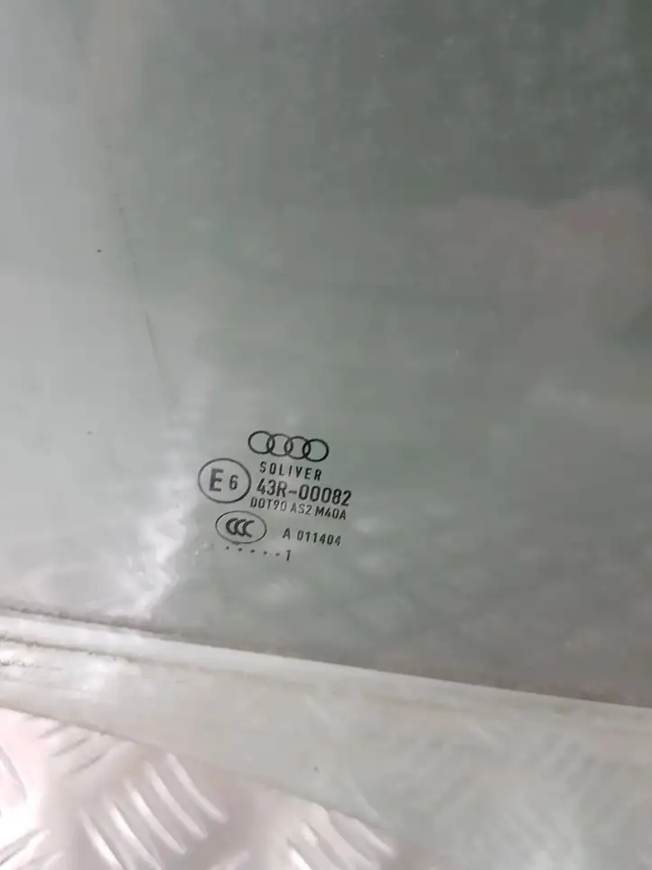 Audi A1 (2010 - 2014) 43R00082 Стекло передней двери — фото 2