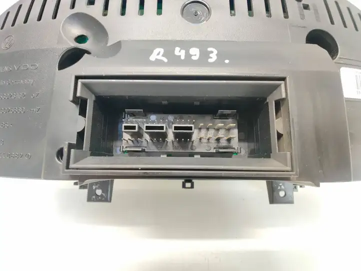 Volkswagen Caddy (2004 - 2010) 1T0920854C Спидометр — фото 6