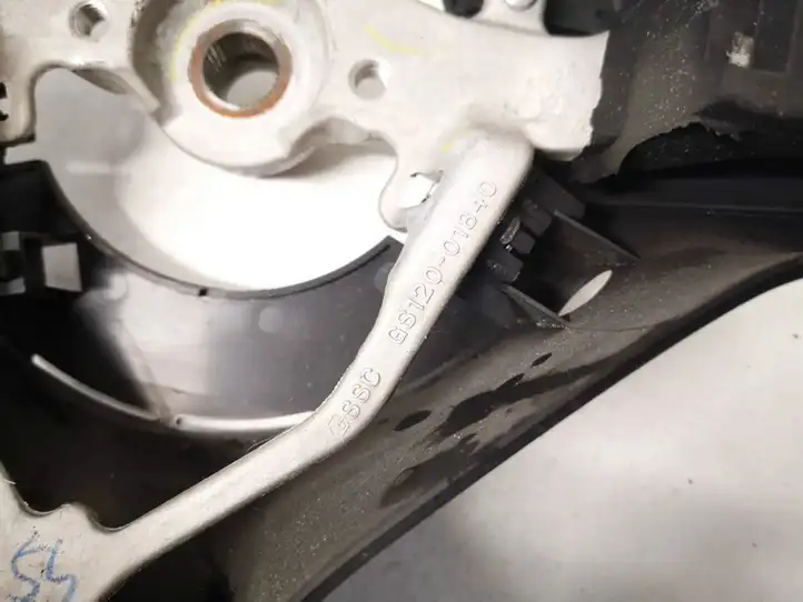 Toyota Aygo AB10 (2005 - 2008) gs12001840 Руль — фото 2