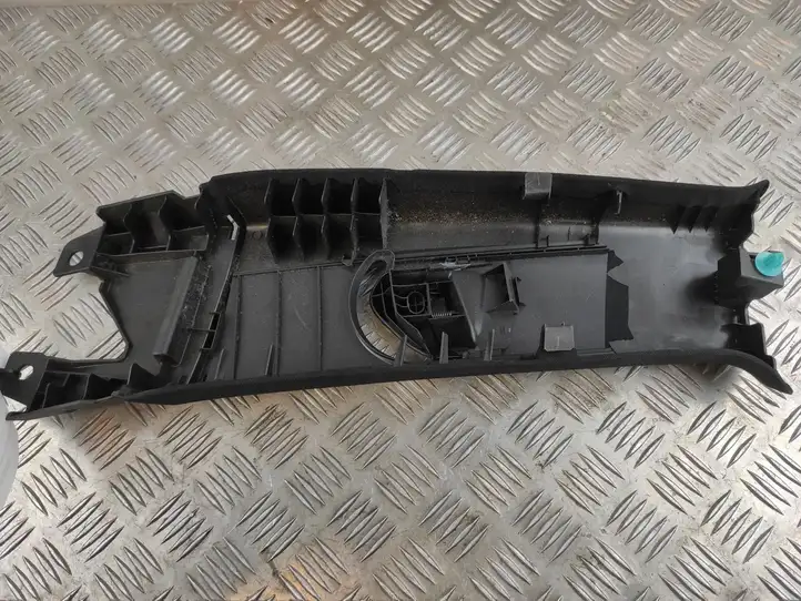 Toyota RAV 4 (XA40) (2012 - 2018) 7302333030 Верхняя обшивка стойки B — фото 4