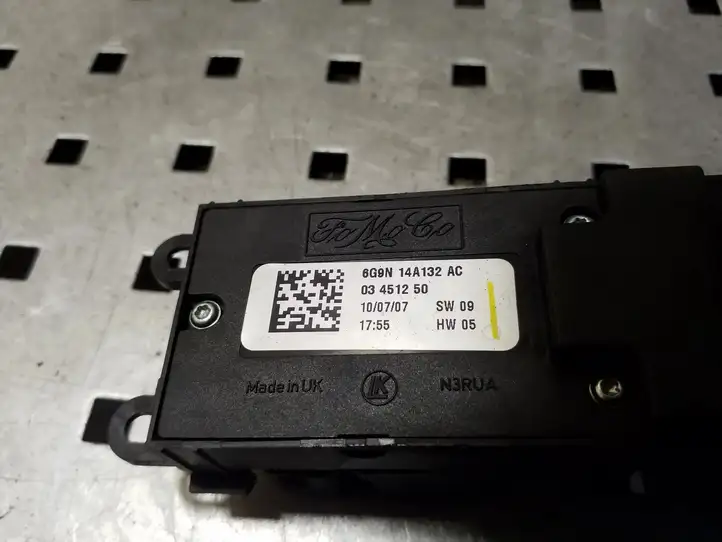 Land Rover Freelander 2 - LR2 (2006 - 2010) 6G9N14A132AC Блок кнопок стеклоподъемников — фото 2