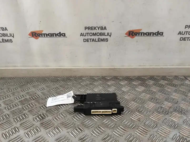 Toyota Prius Prime (2017 - ) 8865047290 Модуль управления кондиционером — фото 1