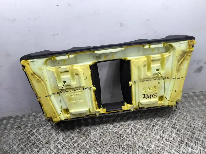 Mercedes-Benz CLS C218,X218 (2011 - 2017)  A2189200016 Заднее сиденье