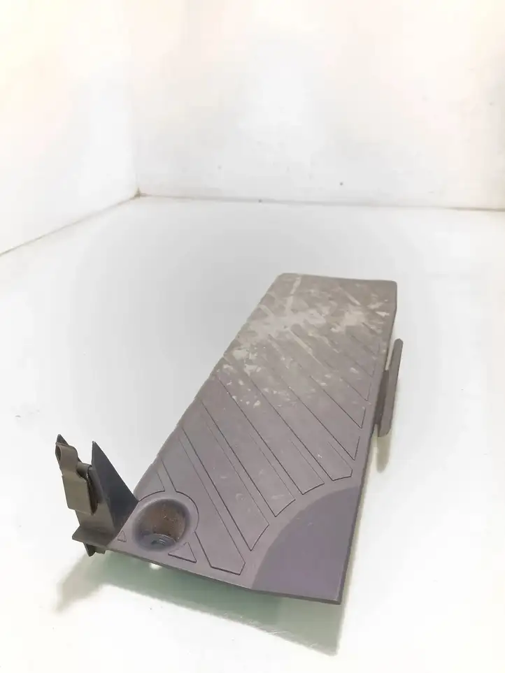 Audi A3/S3 8P (2004 - 2008)  8P1864777 Опора ноги