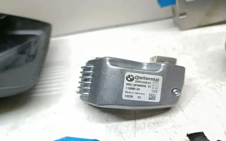 BMW 5 F10 F11 (2009 - 2016) 09199305 Камера в лобовом стекле — фото 2
