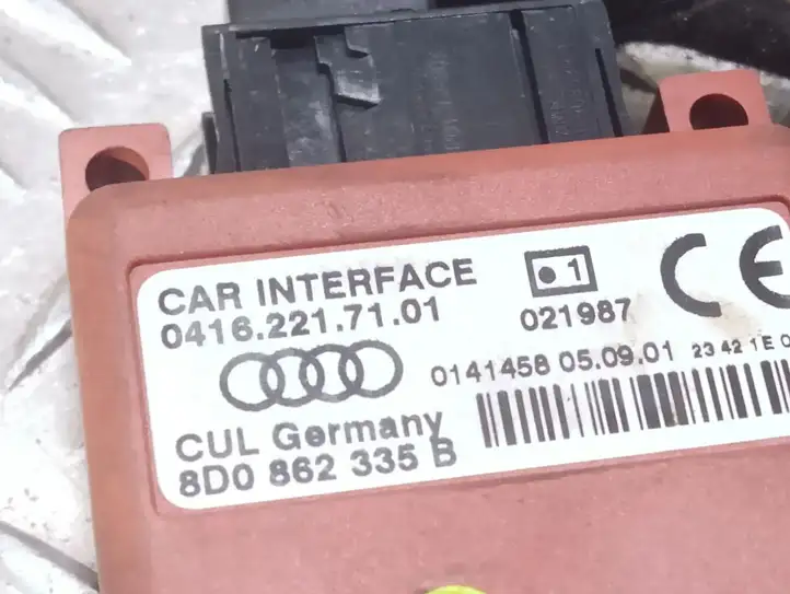 Audi A4 S4 B6 8E 8H (2000 - 2006) 8D0862335B Блок GSM — фото 3