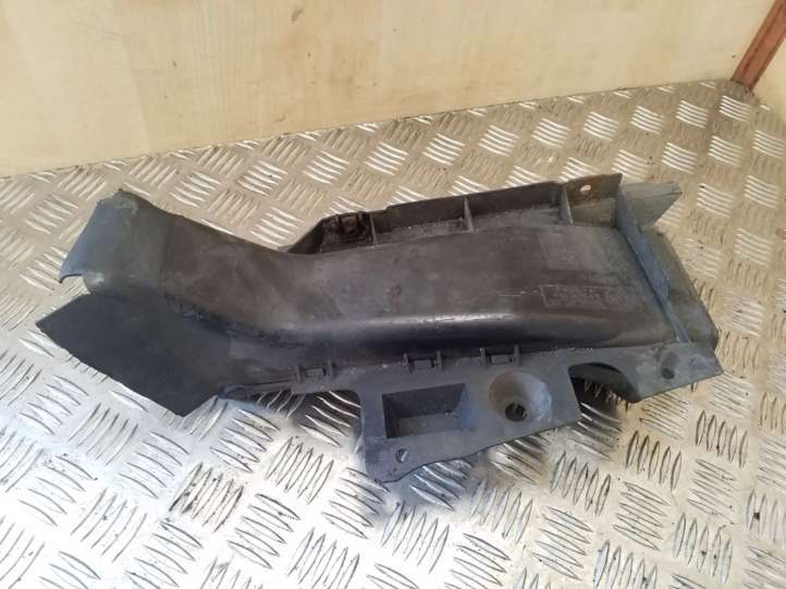 51718197927 BMW 3 E46 Oro paėmimo kanalo detalė (-ės)