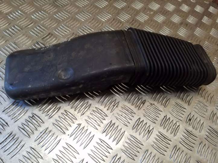 2247407 BMW 3 E46 Oro paėmimo kanalo detalė (-ės)