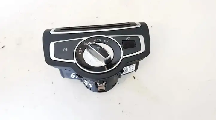 Mercedes-Benz C W205 (2014 - 2021) A2059056500 Включатель фонарей — фото 1