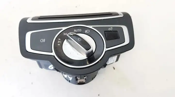 Mercedes-Benz C W205 (2014 - 2021) A2059056500 Включатель фонарей — фото 2
