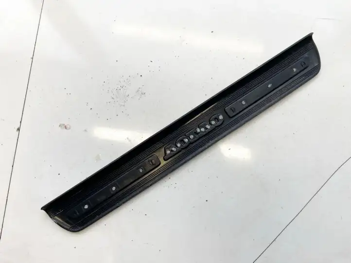 Volvo V50 (2004 - 2008) 08622671 Внутренняя отделка переднего порога — фото 2