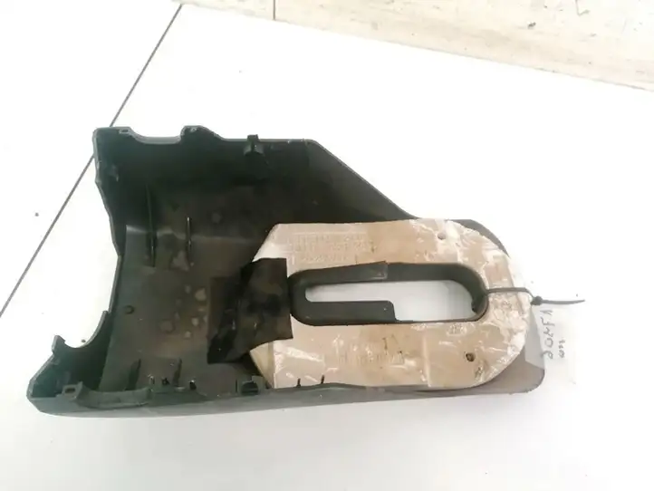 Toyota Corolla Verso AR10 (2004 - 2009) Обшивка рулевой колонки — фото 2