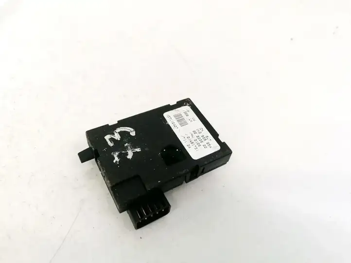 Volkswagen Golf V (2003 - 2009) 1K0959654 Регулировка рулевой колонки — фото 1