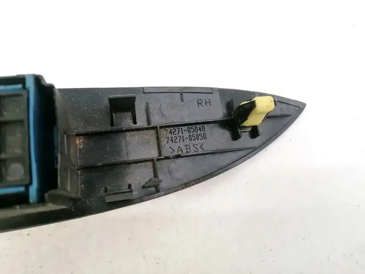 Toyota Avensis T270 (2009 - 2012) 7427105040 Блок кнопок стеклоподъемников — фото 3