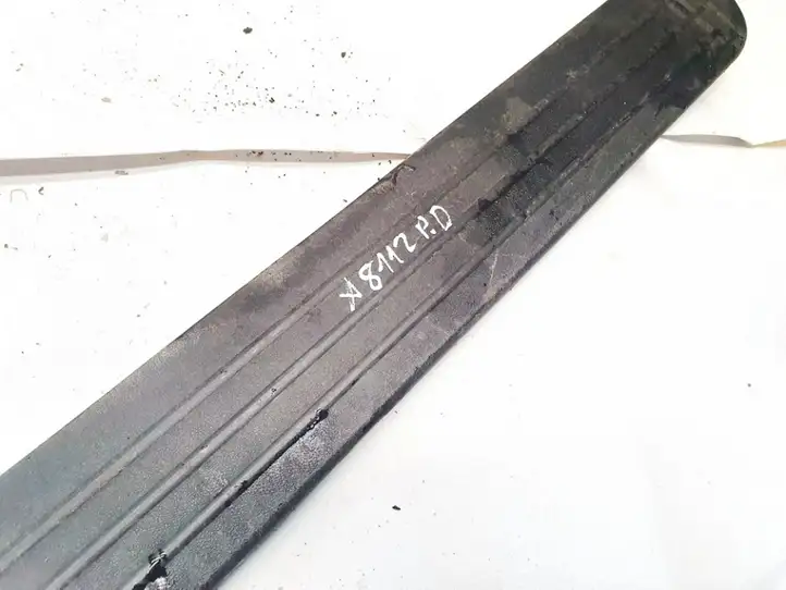 Hyundai Getz (2005 - 2011) 858821c510 Внутренняя отделка переднего порога — фото 2