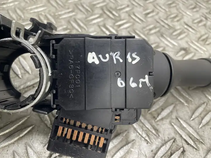 Toyota Auris 150 (2006 - 2012)   Комплект ручек