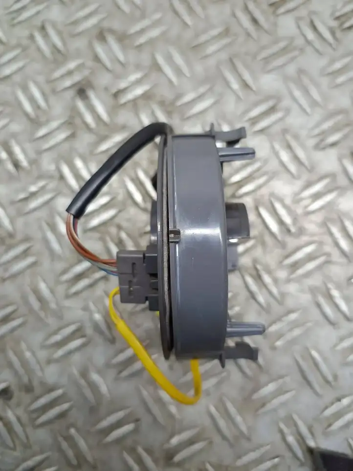 Opel Astra G (1998 - 2004) 90588758 Контактное кольцо SRS — фото 4