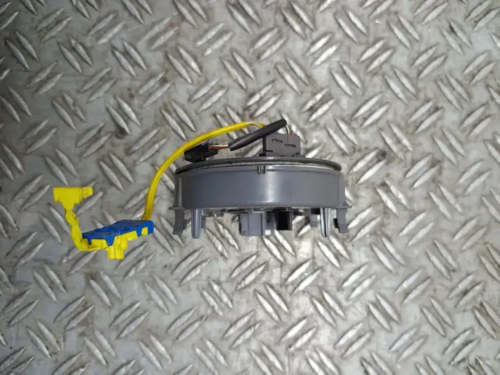 Opel Astra G (1998 - 2004) 90588757 Контактное кольцо SRS — фото 4