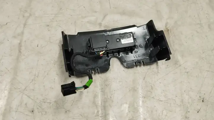 Mercedes-Benz SL R231 (2012 - 2019) A2318210336 Накладка зеркала заднего вида — фото 2