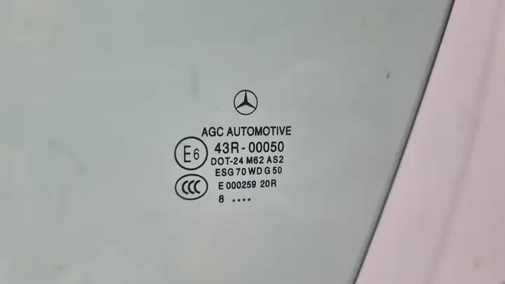 Mercedes-Benz SL R231 (2012 - 2019) A2317250110 Стекло передней двери — фото 2