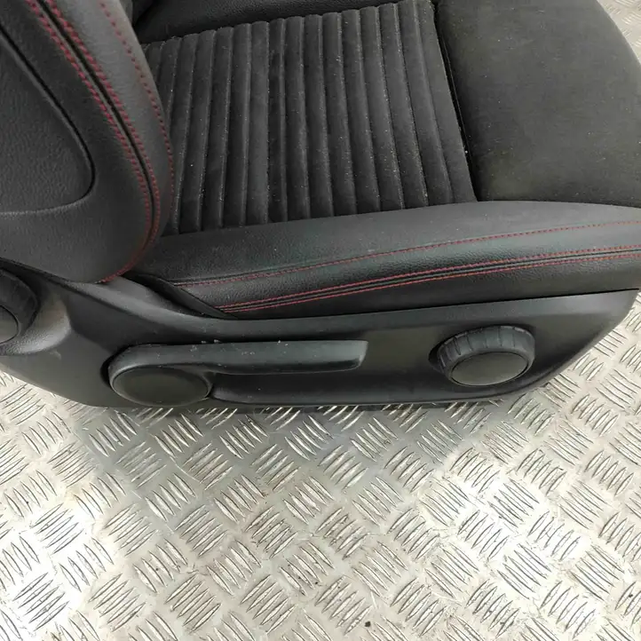 Mercedes-Benz CLA C117,X117,W117 (2013 - 2019) A1769201000 Комплект салона — фото 10
