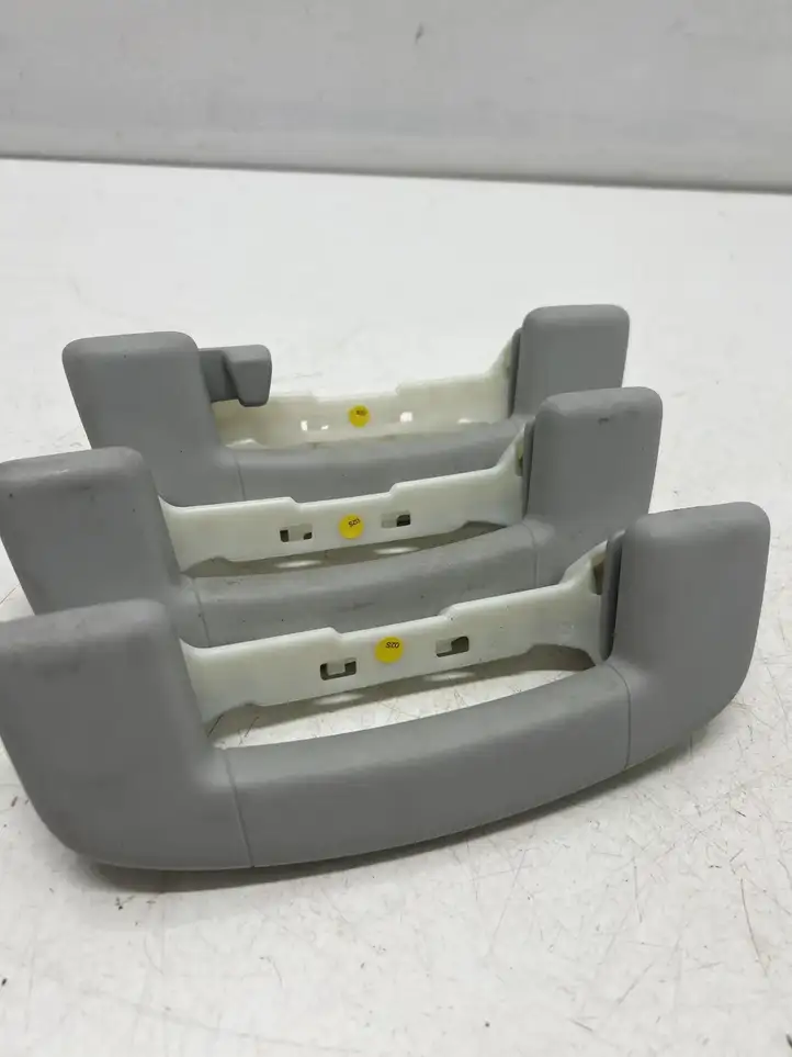 Volkswagen Golf Sportsvan (2014 - 2017) 5G9857607A Комплект потолочных ручек — фото 2