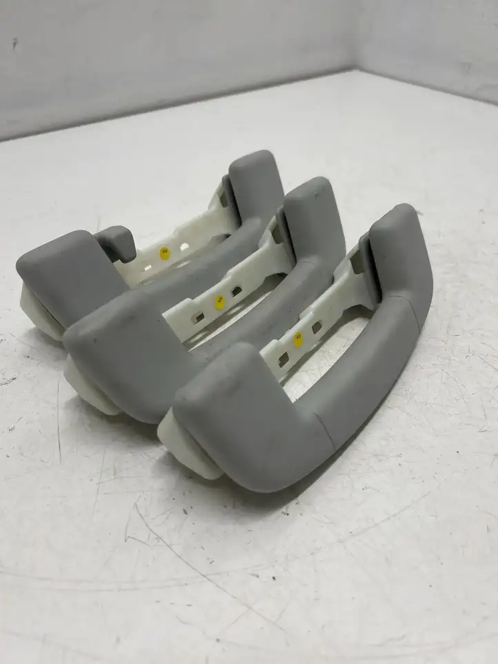 Volkswagen Golf Sportsvan (2014 - 2017) 5G9857607A Комплект потолочных ручек — фото 4