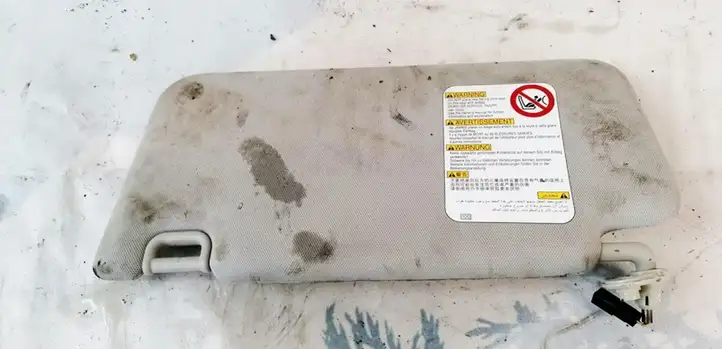 Subaru Legacy (2009 - 2013)   Щиток от солнца