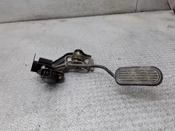 Toyota Avensis Verso (2001 - 2004) 8928147010 Педаль акселератора — фото 1