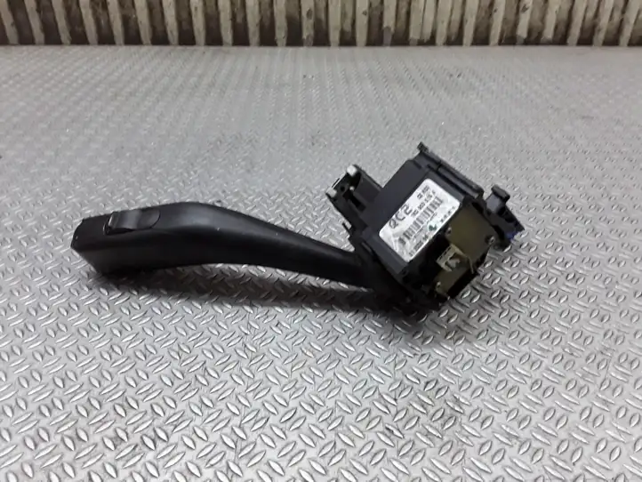 Seat Toledo III (5P) (2004 - 2009) 1K0953519A Переключатель стеклоочистителей — фото 3
