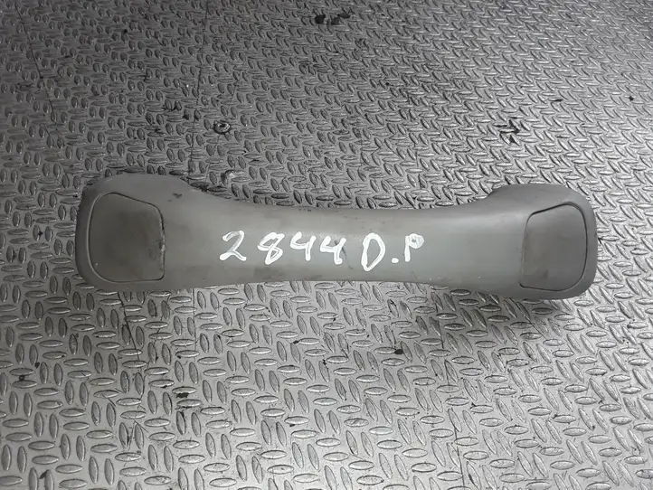 Volvo V70 (2004 - 2007) Потолочная ручка передняя — фото 1