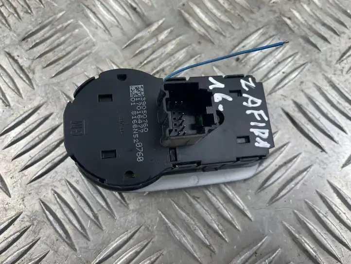 Opel Zafira C (2014 - 2016) 39050760 Включатель фонарей — фото 4