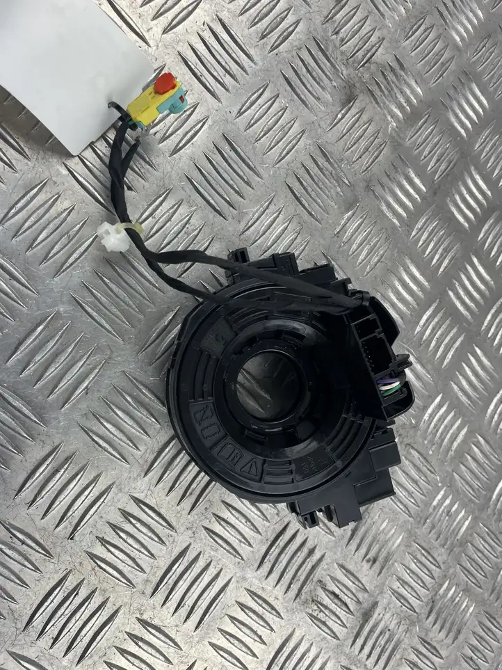 Toyota RAV 4 (XA50) (2018 - ) 8924550040 Контактное кольцо SRS — фото 7