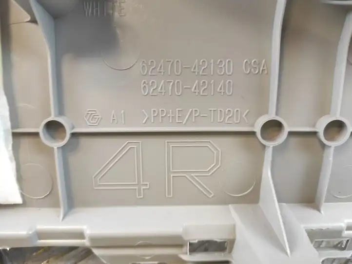 Toyota RAV 4 (XA40) (2012 - 2018) 6247042130 Обшивка стойки C — фото 3