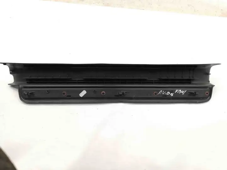 Toyota Avensis T250 (2003 - 2006) 6791405040 Верхняя обшивка стойки B — фото 3