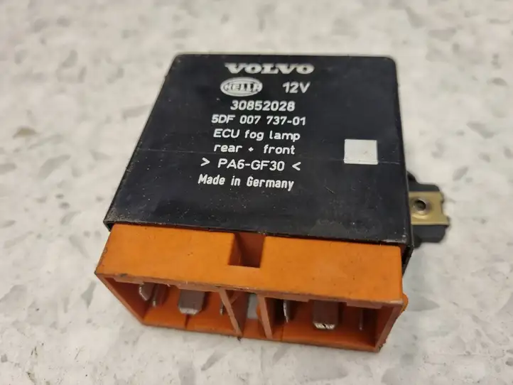Volvo S40 (2000 - 2004)  30852028 Другое реле