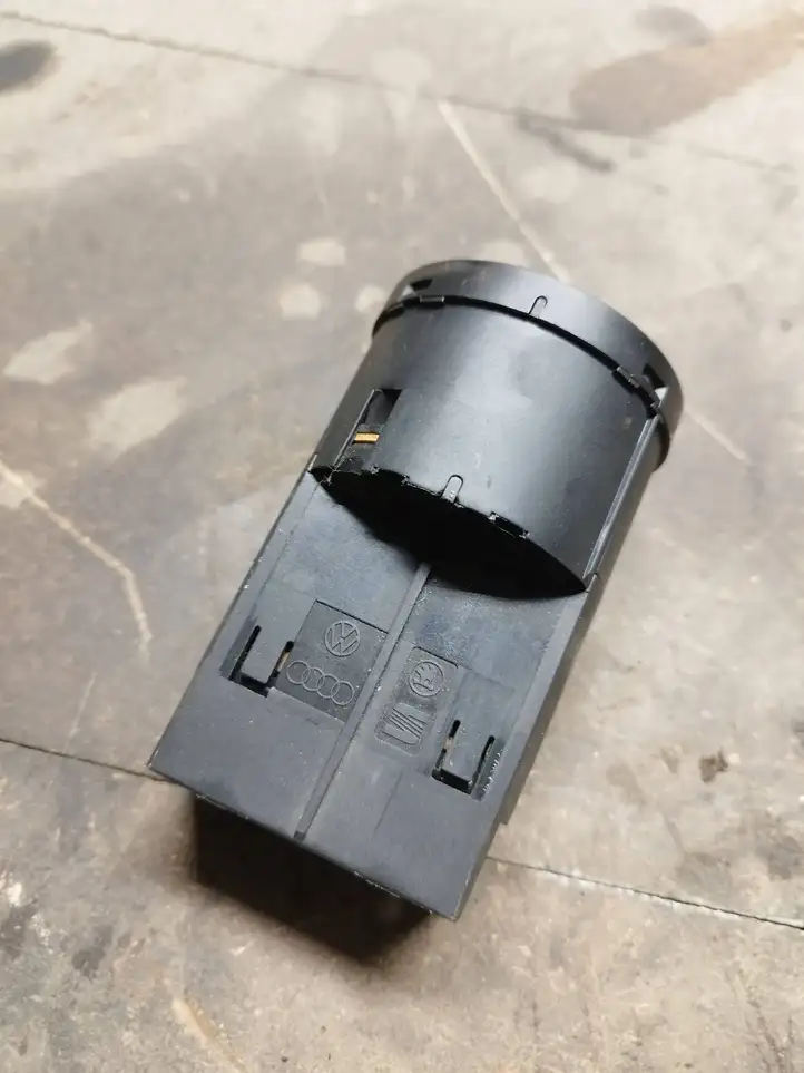 Volkswagen PASSAT B5.5 (2001 - 2005)  1C0941531 Включатель фонарей