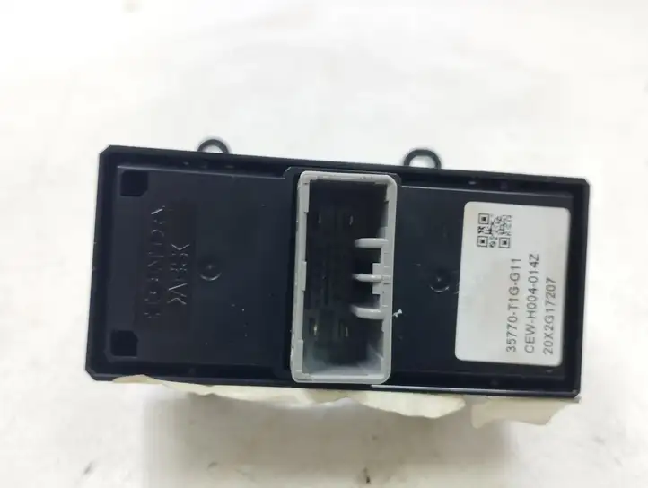 Honda CR-V (2012 - 2016) 3577071GG11 Блок кнопок стеклоподъемников — фото 6