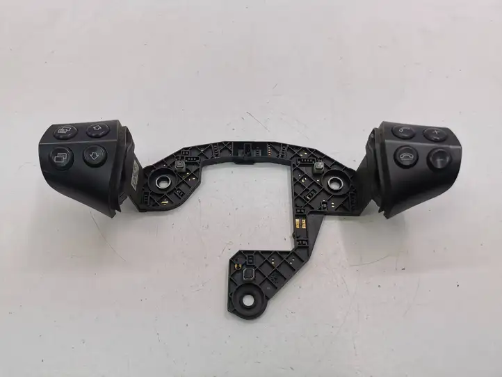 Mercedes-Benz A W169 (2004 - 2012) 1698207310 Кнопки на рулевом колесе — фото 1