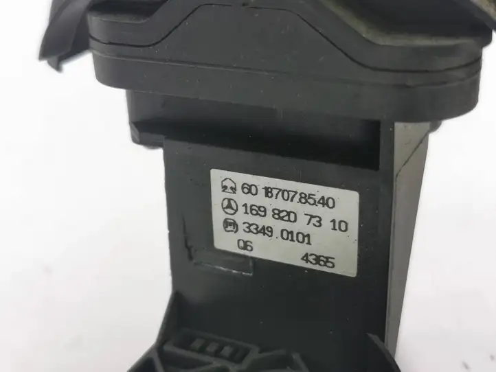 Mercedes-Benz A W169 (2004 - 2012) 1698207310 Кнопки на рулевом колесе — фото 2