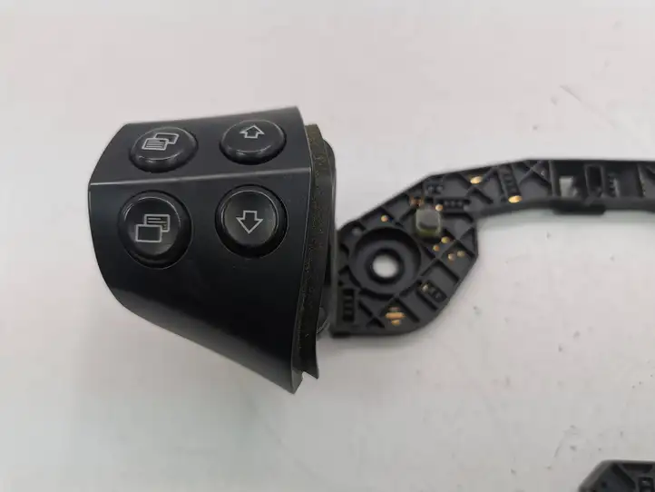 Mercedes-Benz A W169 (2004 - 2012) 1698207310 Кнопки на рулевом колесе — фото 3