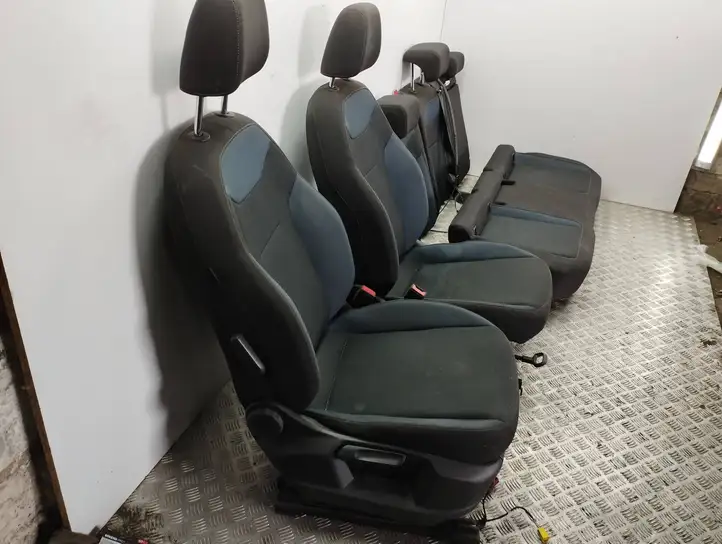 Seat Ateca (2016 - ) Комплект салона — фото 8