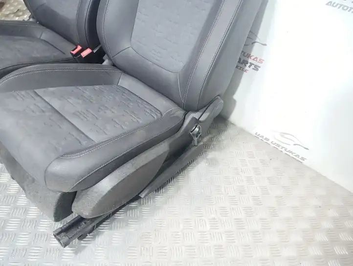 Opel Meriva B (2010 - 2014) Комплект отделки дверей — фото 10