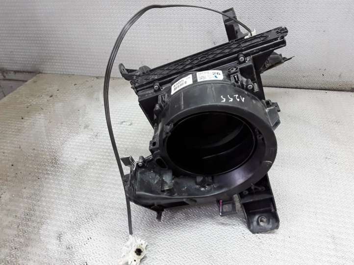 870100D260 Toyota Yaris Salono oro mazgo plastikinis korpusas